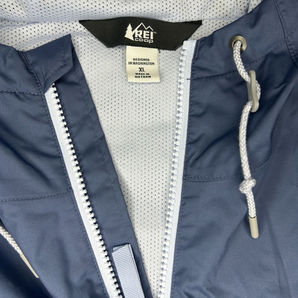 REI Men's Navy Windbreaker Jacket - Picture 2 of 6